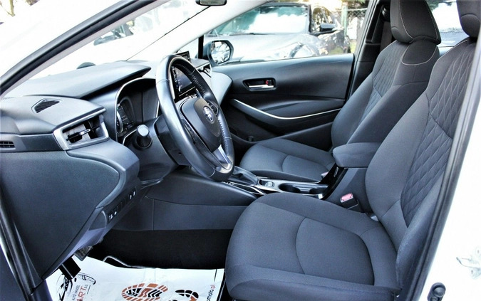 Toyota Corolla cena 83900 przebieg: 68000, rok produkcji 2019 z Ostrowiec Świętokrzyski małe 497